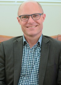 Dr James Weaver